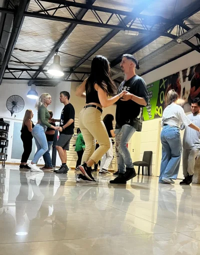 Clase de Bachata en Morón