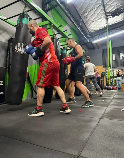 BoxFit y Entrenamiento de Boxeo en Inguz Box Morón
