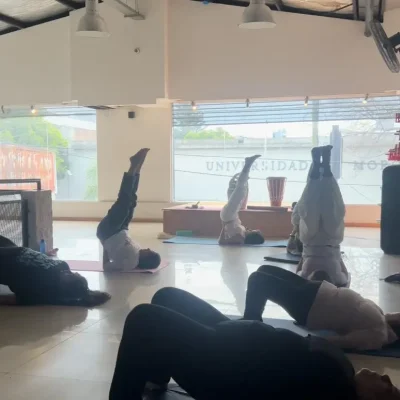 Yoga y Stretching en Inguz Box Morón